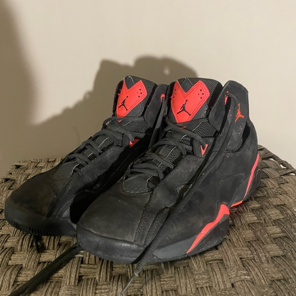 Jordan True Flight Black Infrared 23